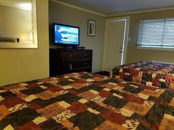 Sea Haven Resort Motel Southampton Buitenkant foto