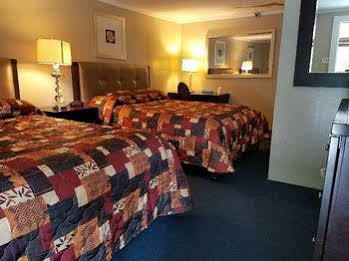 Sea Haven Resort Motel Southampton Buitenkant foto