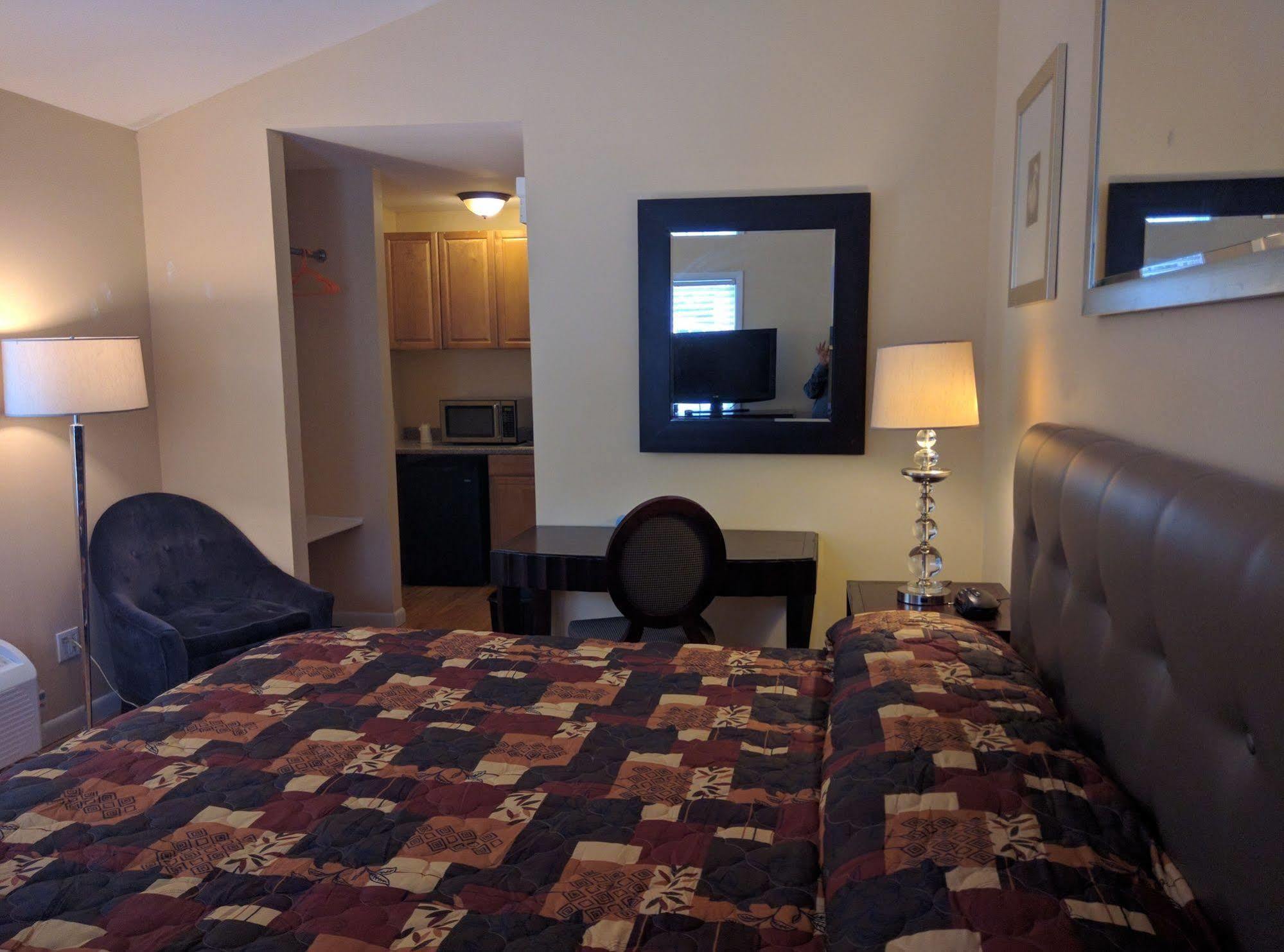 Sea Haven Resort Motel Southampton Buitenkant foto